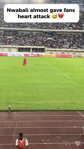 Stanley Nwabali needs to understand something — Nigerians don’t forgive easily. The same fans praising you today will be the first to call you out tomorrow if you mes§ up. He really needs to be careful with Nigerians 😅 🇳🇬 #SuperEagles #viralpost #fyp 
