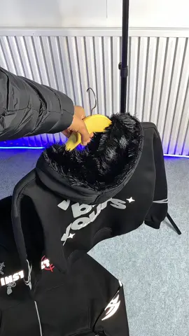 Gilaa hoodie keren inimh🥶🫵#fyp #fypシ゚ #hoodie #zipper #hoodiezipper #hoodieboxy #hoodiezip #jaket #foryoupage 