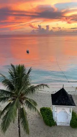 Can we have a moment to appreciate this view 🤩 #Jamaica #Vacation #Sunrise 