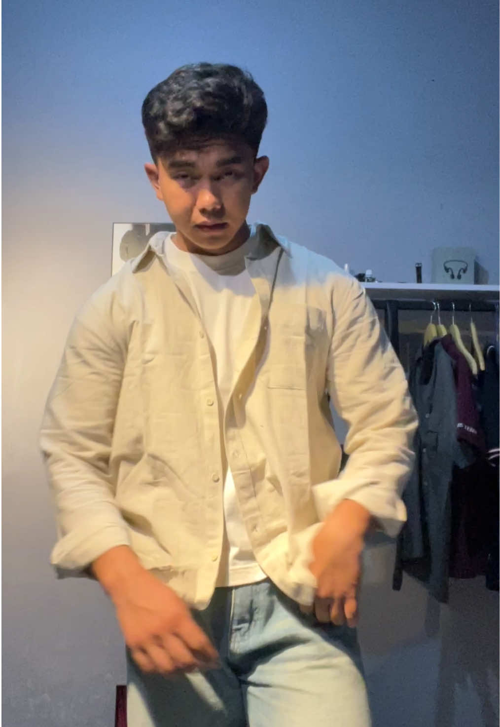 Oversize linen buat outer oke juga😀