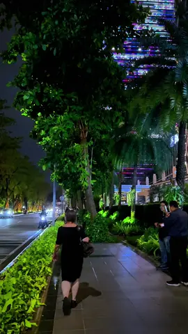 SCBD Video nya boleh kalian ambil buat bahan ngontent dll untuk para perintis content, edit sendiri ya, di izinin tanpa syarat, gausah folow . #citylight #mediawb #fyp #foryoupage #jakarta 