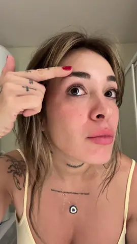 Bu ikisi arasinda git gel yaparim. Maybelline hala favorim ama lorealde iyiymis  Reklam vs degil