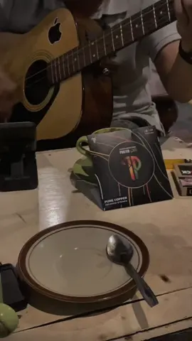 Utopia_benci🎶 @ΛFIKΛ  @Abminor7  #benciutopia #coversong #tongkrongan #liriklagu #nostalgia90an 