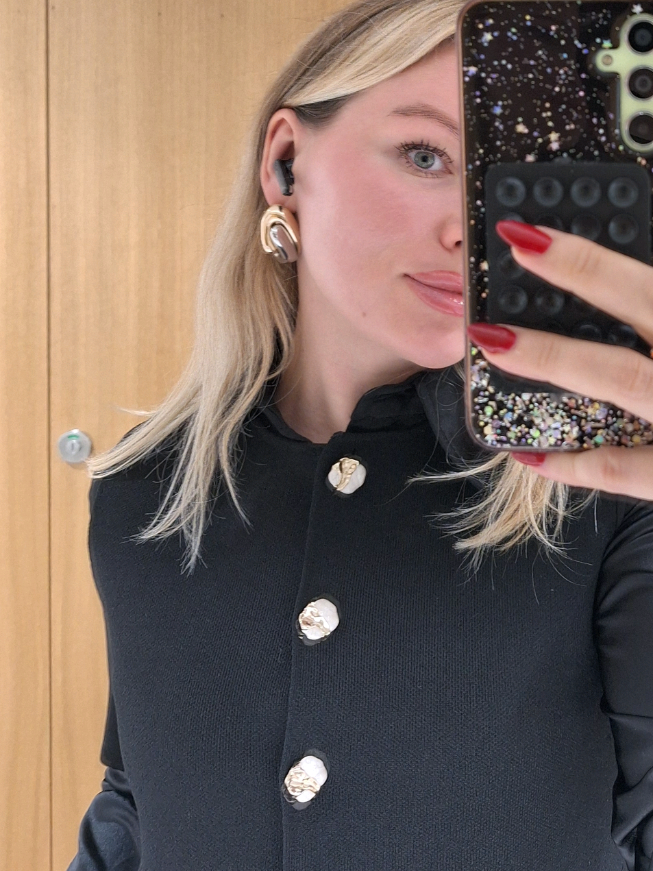 Girls Stylish Daily Outfit Ideas for Office 🖤  #dailyoutfits #fashiontips #OOTD #outfitinspiration #fashion 