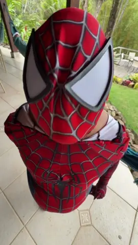 Alerta de mistério no ar 👀🕸️ Quem será o homi aranha da turma? 😂 #TurmaDoTubarão #Ubatuba #HomemAranhaVersãoMineira