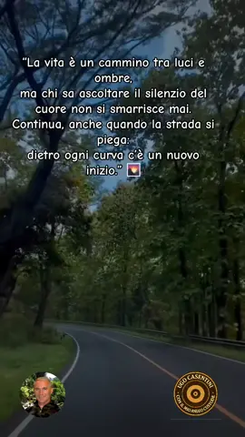 Su questa strada silenziosa cammino con Dio nel cuore. Ogni curva è una prova, ogni raggio di luce è una promessa di pace. Il Signore è la mia guida, la mia forza e la mia meta. 🙏✨ #fede #speranza #luce #stradadellaVita #preghiera     