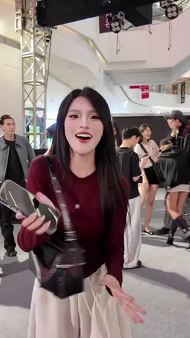 Con áo đơn giản mà phối gì cũng xinh nè#thoitrang #thoitrangnu #aonu #tiktokshop 