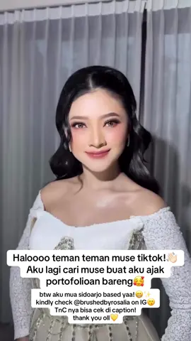 Haiiii teman teman muse surabaya-sidoarjo boleh merapatt☝️😃  buat para muse/non muse yang mau collab portofolioan bareng aku boleh banget yaaa!😍🥰👋🏻   Berikut buat TnC nya🤩 1. bersedia ke lokasi aku (sidoarjo kota) 2. mata tidak sensitif 3. bisa pakai dan punya softlens sendiri 4. PD di depan kamera 5. no fee, dari aku dapat lunch, dokumentasi, uang transport 6. on time (durasi 3-4 jam) dan tidak terburu-buru 7. tidak lashlift/extention, bersedia cukur alis (hanya dirapihkan) 8. hijab/non hijab boleh bangett 9. drop uname ig kalian yaaa🤩 10. prefer yg punya baju pesta/kebaya #musesidoarjo #muasidoarjo #modelmakeup #musesurabaya #musesidoarjo 