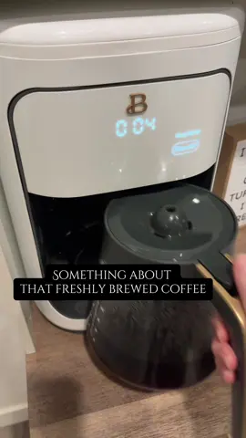 #coffee #drewbarrymore #thursdayvibes #goodmorning #coffeetime☕️ 