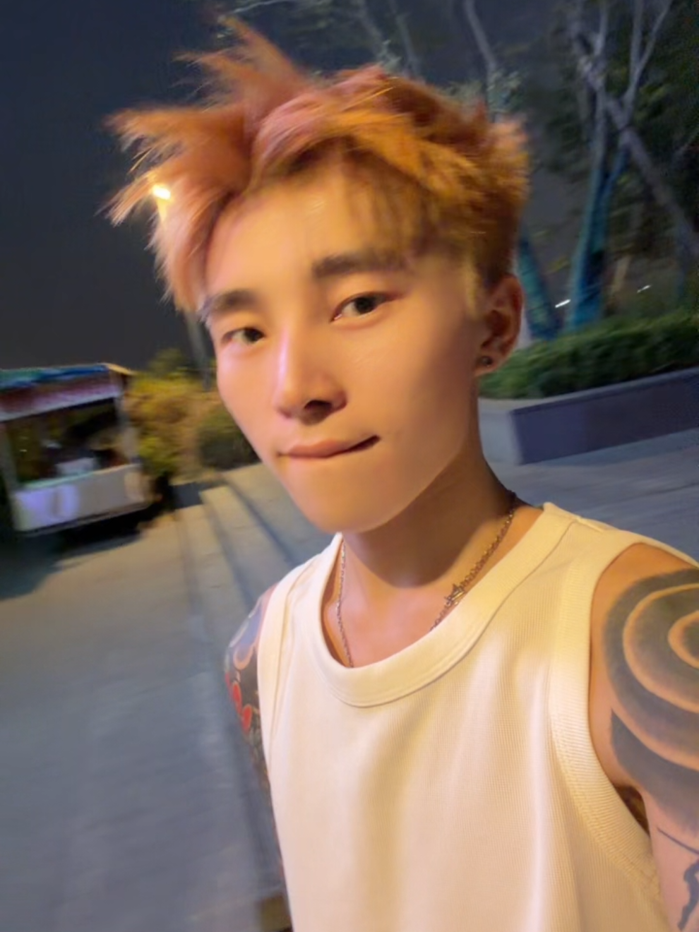 牙膏卖给刘妈妈 