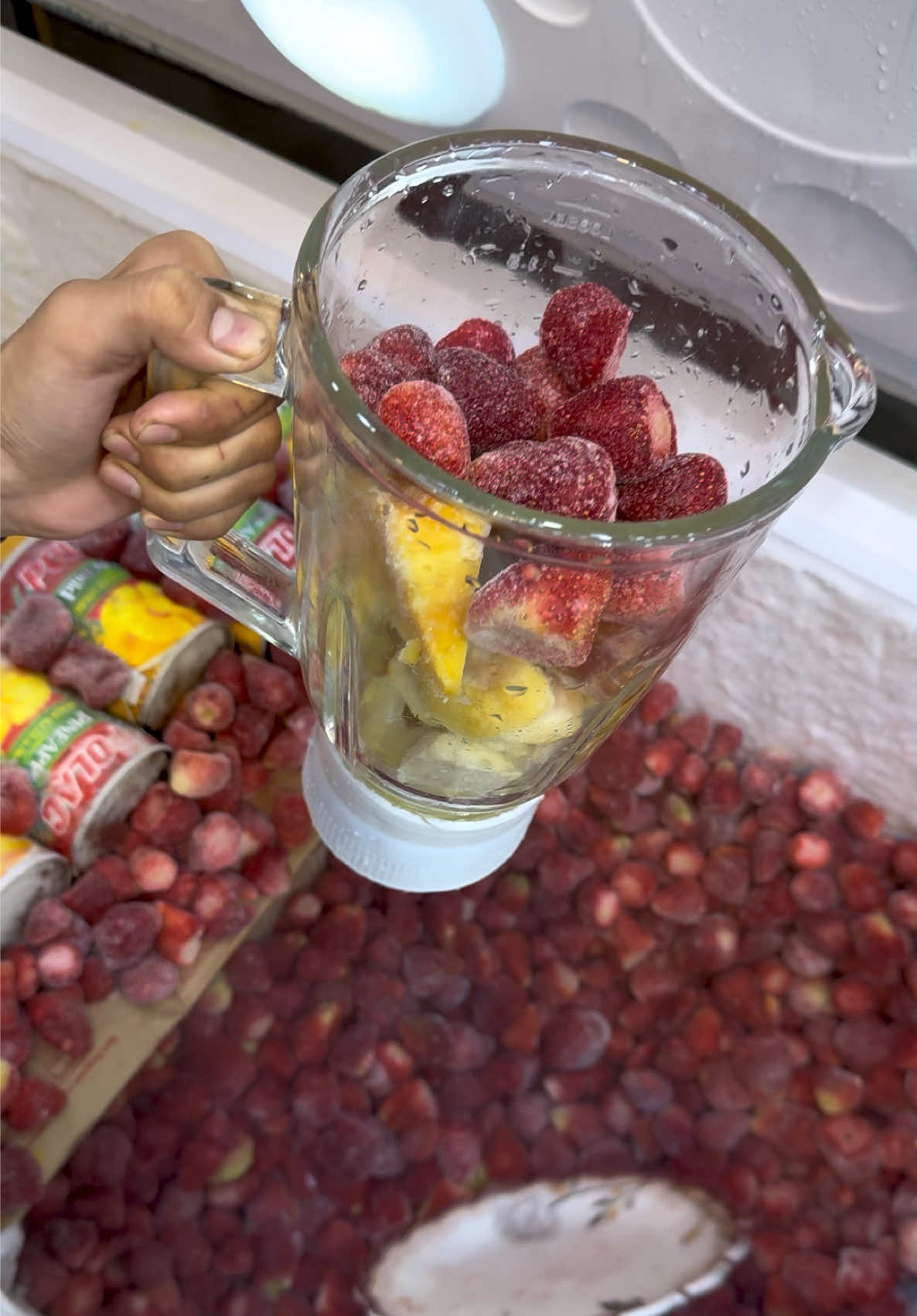 This Summer Most Trending Shake With 20 Items Fresh & Dry Fruits | Char Mix Milk Shake | Madina Juice Yakatoot Peshawar #charmixmilkshake #streetfood #tiktok #viralvideo #foodiespk 