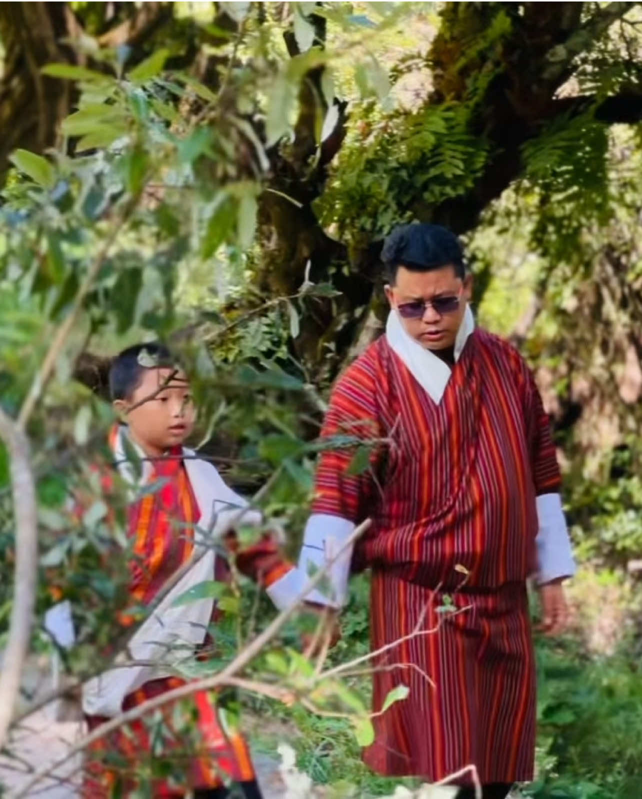 Everything that comes your way is a blessing. Even the worst enemies who seem to destroy you are, in truth, important teachers guiding you to detach from the samsaric world and walk toward a better, more enlightened life. Embrace everything with positivity and live a life free of negativity. A happy heart is life’s greatest treasure. #bepositive #receiveblessings #fyp #fyppppppppppppppppppppppp 