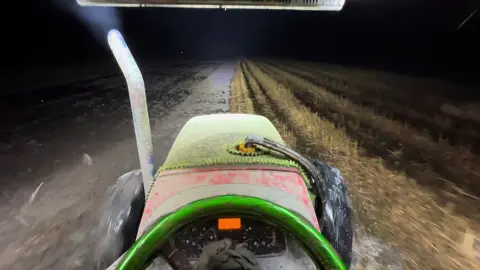 Nào muốn đua máy cày dô đây a biểu nè 😜