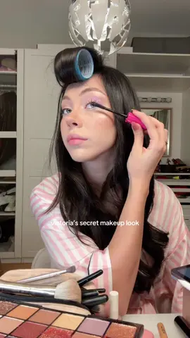 #victoriassecret #vsmakeuplook 💗
