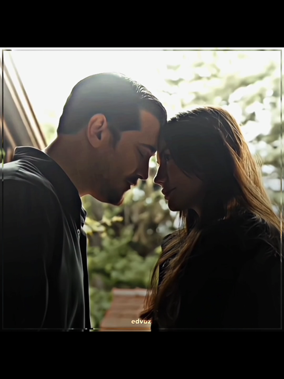 aklım buz gibi yanına koştu ❤️‍🩹 #eşsan #demetozdemir #çagatayulusoy #eşrefrüya #fypviralシviral 