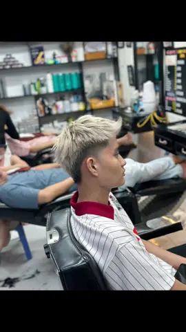 Đơn giản nhưng ko đơn giản 😎#hairstyle #hottrend #hashtagstiktok #cattocnam #barber 
