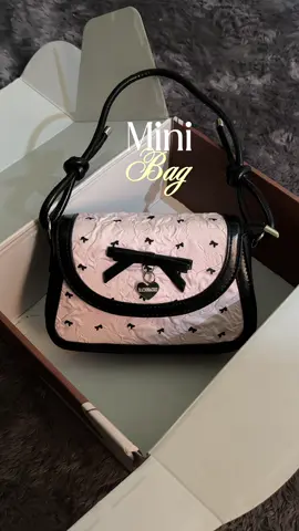 omg so cute😭🎀 #slingbag #coquette #rainsmore 
