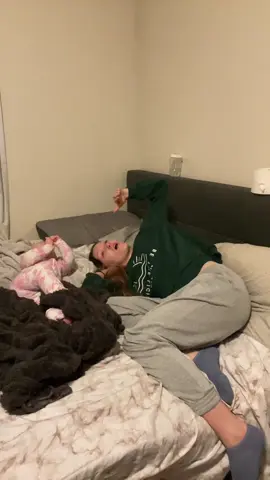 have a good Thursday🫶  #sahm #morningroutine #mama #MomsofTikTok #tired 