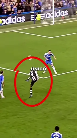 es el único jugador que ha dominado la trivela . #futbol #goviral #futbolmexicano #tendencia #foryou 