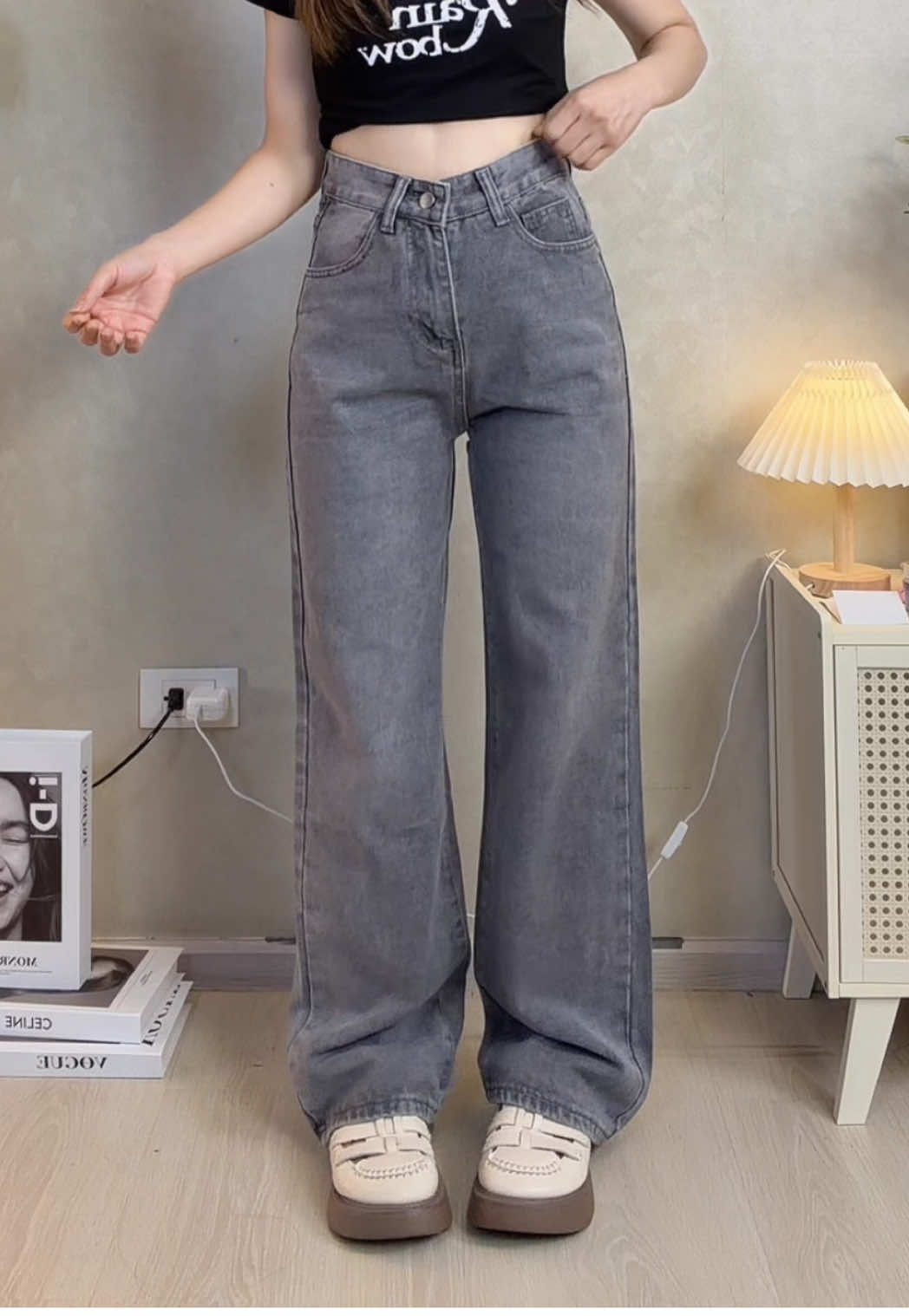 กางเกงยีนส์สีเทาเอวสูงป้ายวินเทจ👖🥰#กางเกง #กางเกงขายาว #กางเกงยีนส์ #กางเกงยีนส์ทรงกระบอก #tiktokshop 