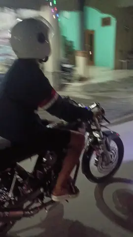 jos jiss😅##ngajuk24jam #cb125se #trending #xyzbca #fyp 