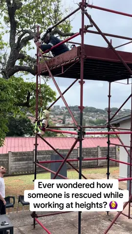 Our trainees learn how to safely rescue and respond in real-life scenarios using proper fall arrest systems. Because in safety — every second counts! 🙆‍♀️ #IngeniousTrainingCollege #FallArrestRescue #SafetyTraining #WorkplaceSafety