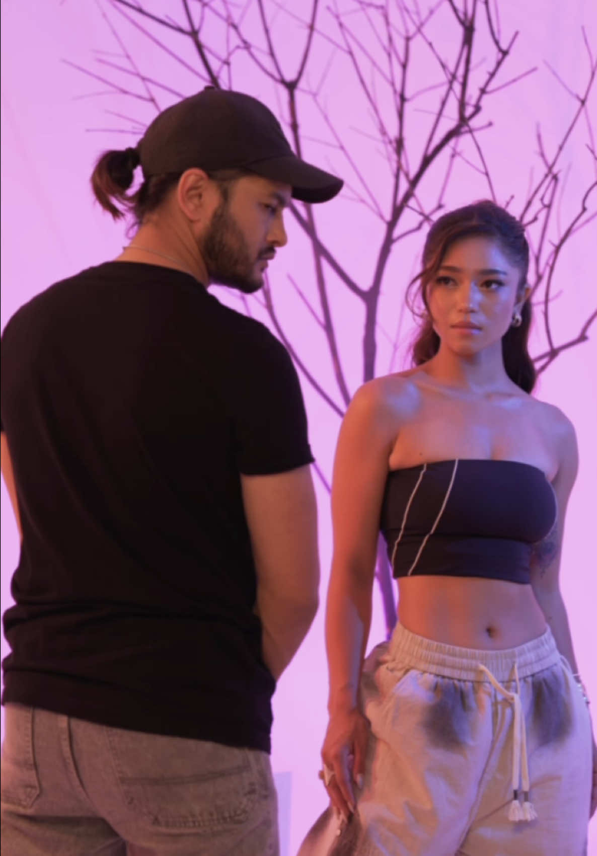 EKLO SONG IS OUT , link in my bio♥️ #kabitanepali #pradeepkhadka #eklomovie #globalcinema #eklo1 