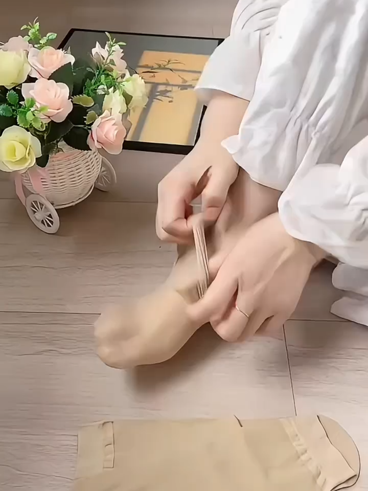 Kaus Kaki Wanita Hijab Transparan Ukuran Pendek #kauskaki #kauskakiwanita #kauskakimurah #viral #fyp #fypppp