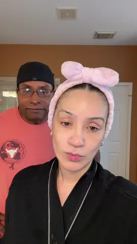 El muñeco puestisimo! #paratiiiiiiiiiiiiiiiiiiiiiiiiiiiiiii #mujeres #skincare #skin #tiktokshop @medicube global 