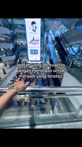#fotolive #storytime #katakataberkelas #4u #xybca #surabaya #tunjunganplaza #fypシ゚viral 
