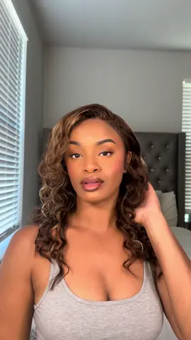 Y’all I got the hair to curl but it didn’t last long 😂  ANYWAY, this is the cutest transition @TatanishaSankar! Definitely going to have to do it again with a full glam!!  #grwm #makeuptransition #everydayglam #simplemakeup #makeup 