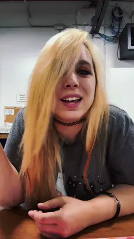 Time to clock in!  #ter3ear #outfitoftheday #OOTD #loop #justtalking 