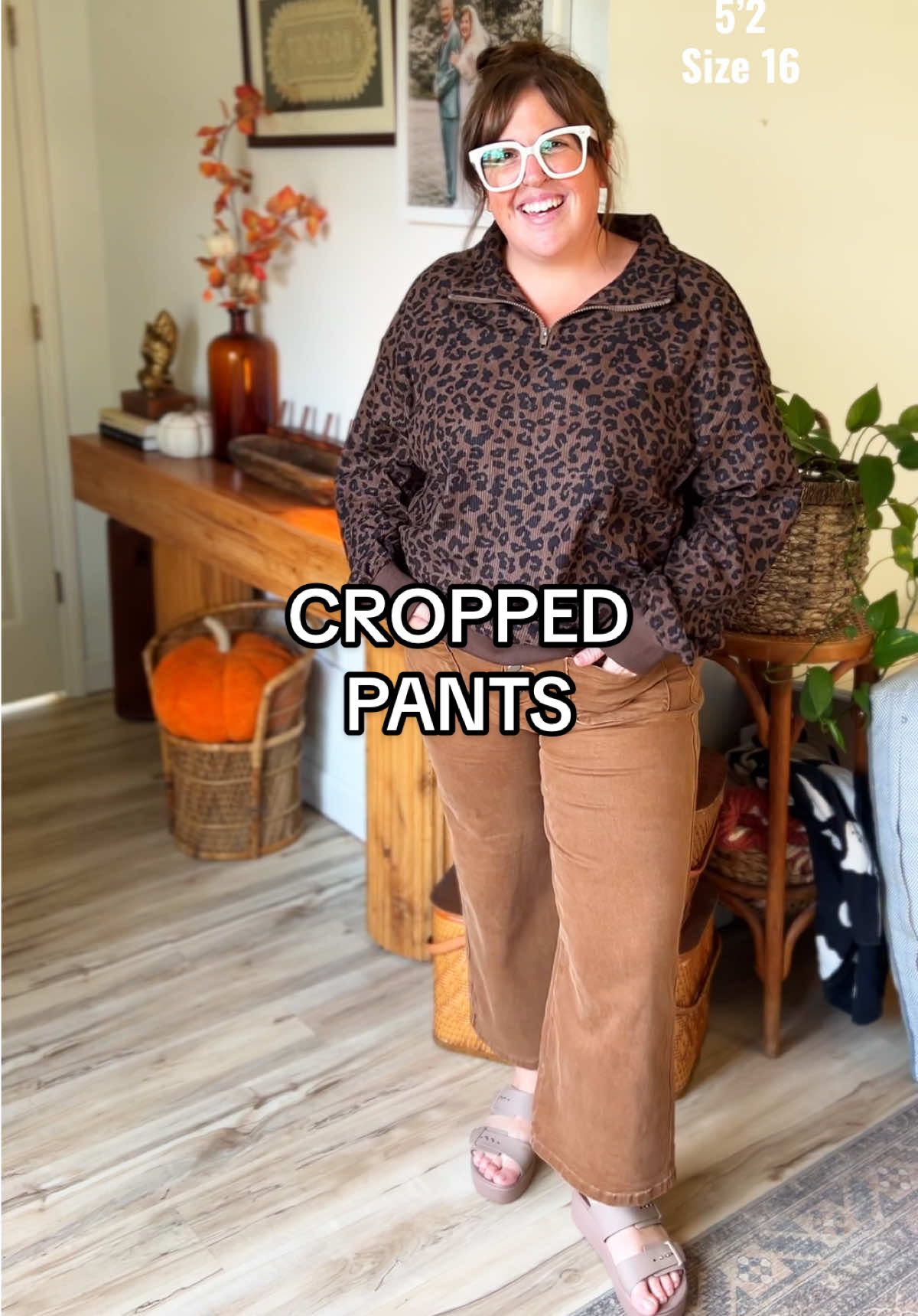 Favorite cropped pants ever!! #casualstyle #fallfashion #fallfreshness #tiktokshopfalldealsforyou 