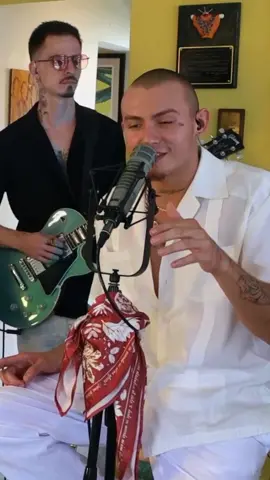 “Guabá” live en casa de Maelo  Para nosotros fue un honor tener la oportunidad de trabajar este proyecto en la casa del Sonero Mayor Ismael Rivera!!  Espero que lo disfruten!! Santurce en la casaaa 🇵🇷 #foryoupage #fyp #guaba🇵🇷 #ismaelrivera #santurce 