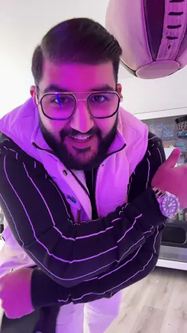 HAARE SIND CLEAN  #mannheim#playboy#boxer#trend#fürdich @SOYHANBERLIN 