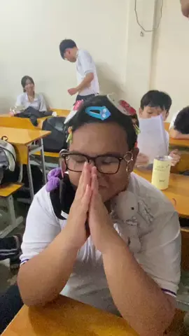 tui đi học đâu có ngựa :))🤣 #xhuonggggg🐰 #thptnguyenthong_vinhlong #10a5 #xuhuongtiktok 