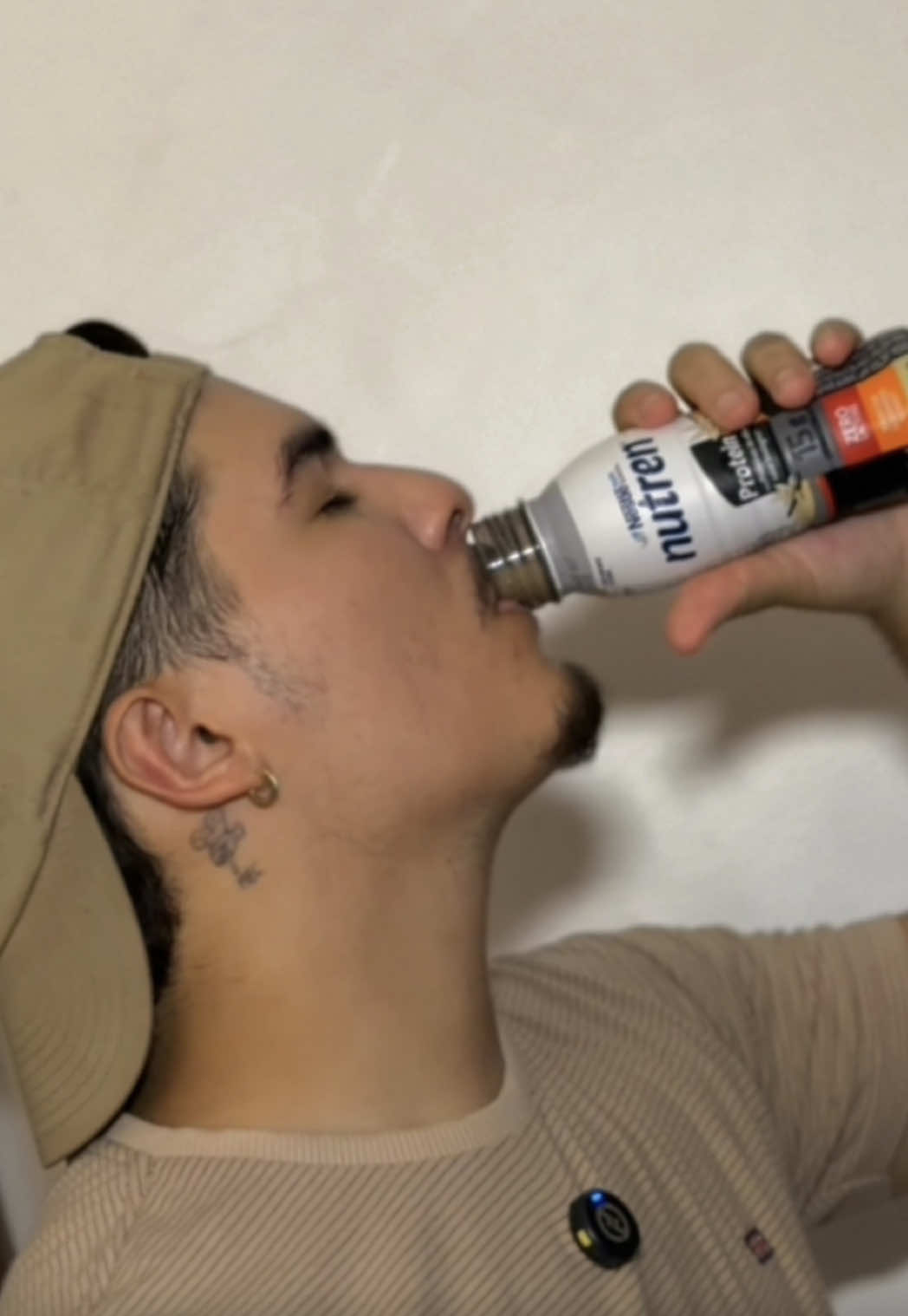 Cada semana um esporte diferente, mas a energia continua lá em cima! Nutren Protein tá sempre comigo, 15g de proteína, baixo em gordura, 9 vitaminas e minerais e menos calorias quando comparado a média do mercado. Assim fica fácil manter o ritmo, não importa o desafio do dia!🤩 #Publicidade 