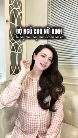 Set ngủ mà em Quyên rất thích ở cữ chuẩn bài nha các mom nó quá đẹp #baubi #xuhuong #ocu #mebimsua 