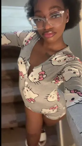 #idk #hellokitty #trendingsound #vibes #contentcreator 