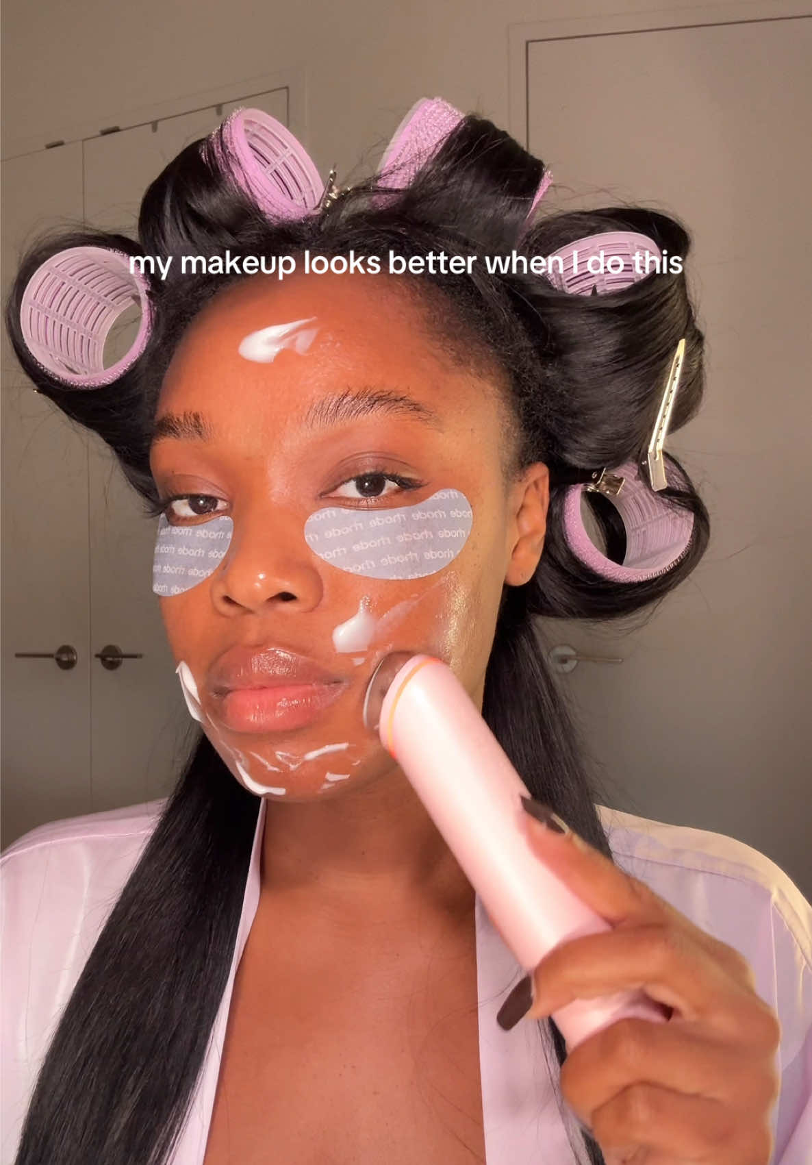 Replying to @B I love when I can take my time getting ready🪽 and these rhode eye patches >>> #skinprep #medicube #medicubeboosterpro #glassskin 