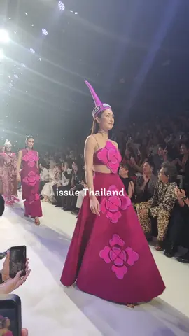 @issuethailand #bifw2025 #fashionshow #thaidesigner 