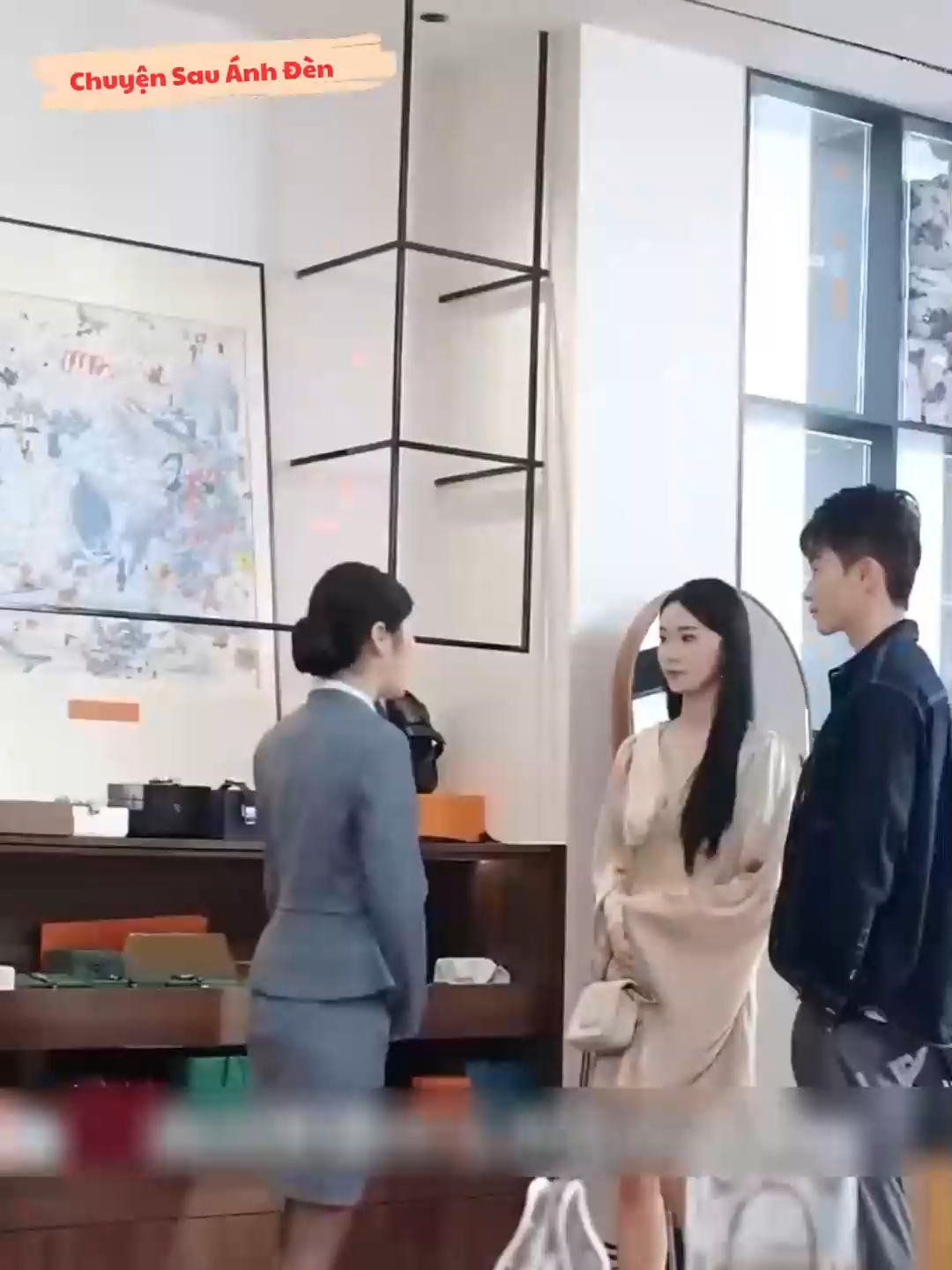 Anh Chàng Kích Hoạt Hệ Thống Thần Hào Bồi Thường, Càng Thua Lỗ Thất Bại Càng Trở Lên Giàu Có