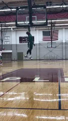 Young legs with some heavy ass brons on 😂 #TBT #slowgrind #bounce #fyp