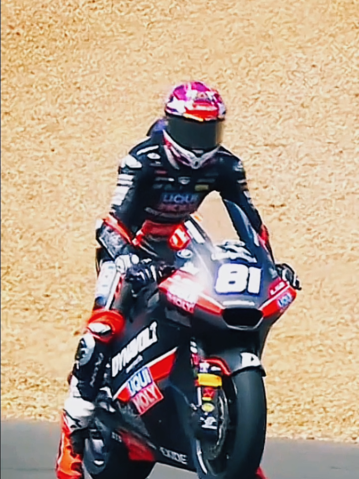 Crazy Race⚡👽 #motogp #moto #race #corrida #foryou 