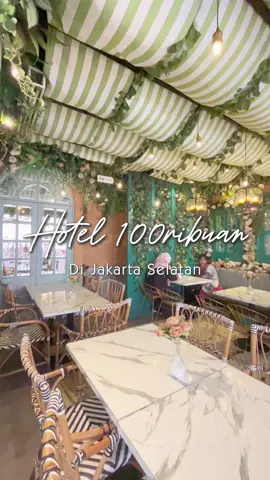 Anak jaksel merapat! Hotel terjangkau ini sayang banget kalo ngga dicoba bareng bestie atau keluarga kamu! Udah gitu deket cafe cantik bisa buat ngonten atau sekedar ngopi cantik🩷 Yuk buruan download aplikasi RedDoorz dan pesan hotelnya menggunakan kode voucher ‘YUKNGINEP’ biar lebih hemat @RedDoorz Indonesia  #RedTravelers #Urbanview #URBANVIEWbyRedDoorz #jagakarsa #staycationjakarta 
