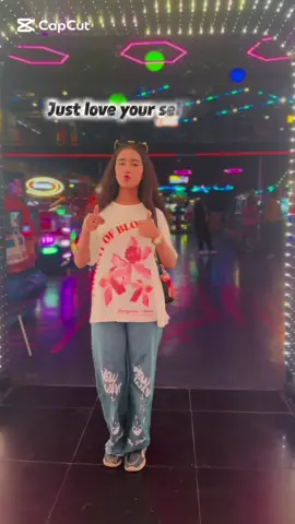 🌸🎀🌺#tredingsong ##simranthakuwani #foryouvideo #millionsviews #foryouvideo 