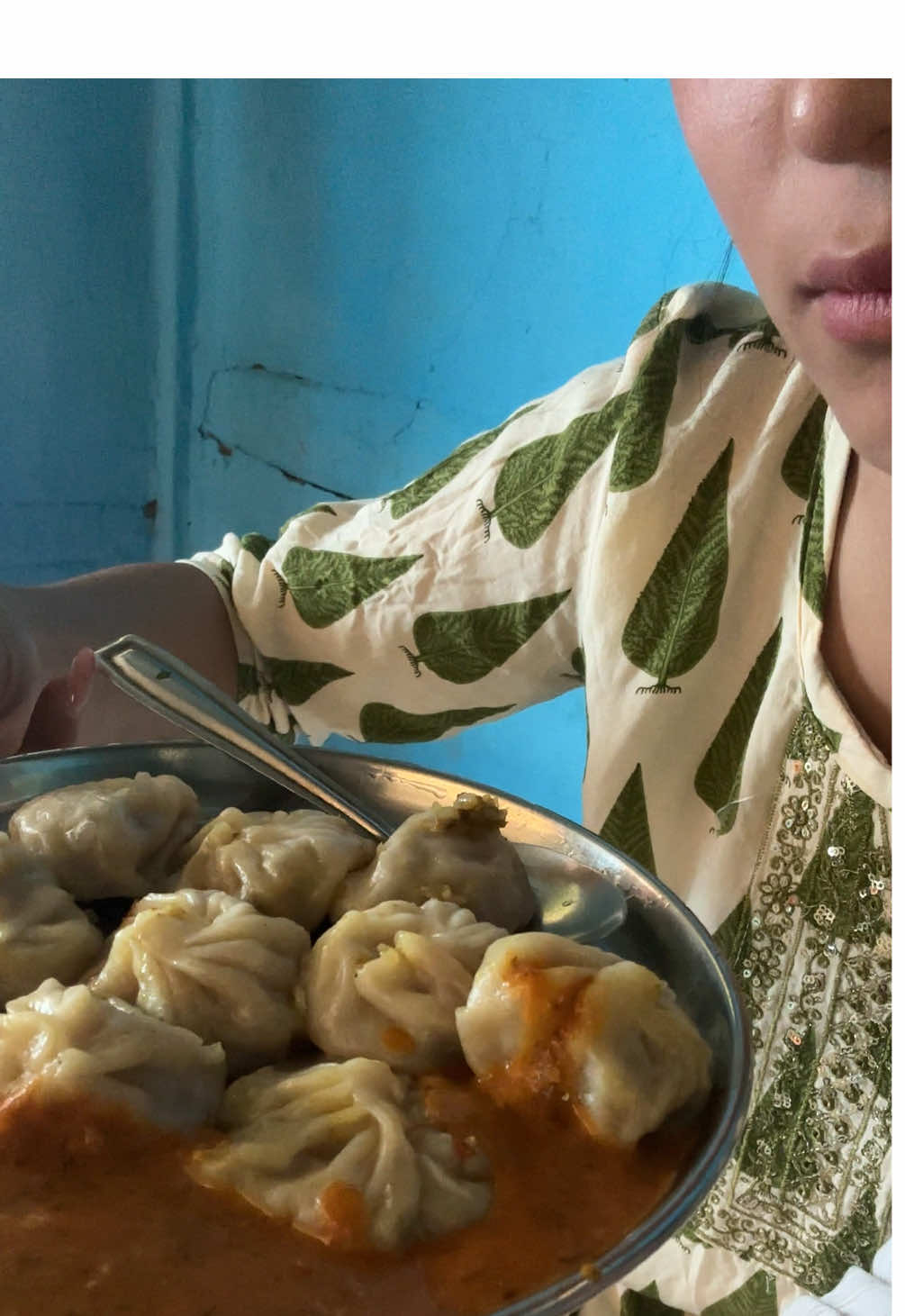 #creatorsearchinsights #foodreview #dhankuta #salenatamang #dailyvlog 