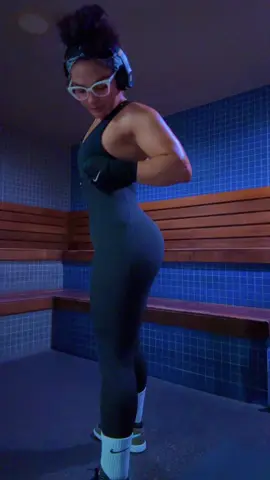 Ahora dale sin miedo hasta que se rompa🖤🦵💪🍑#fypツ♡ #💪 #🖤🖤🖤 