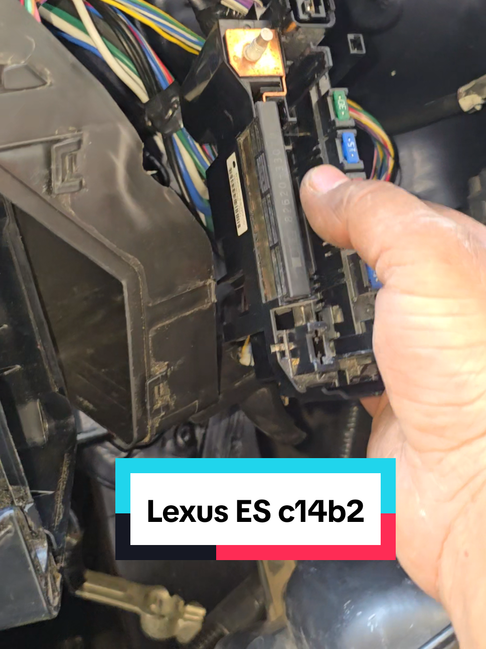 lexus Es c14b2 #faultcodewithhamza  #efiautoelectrician  #faultfixwithhamza 