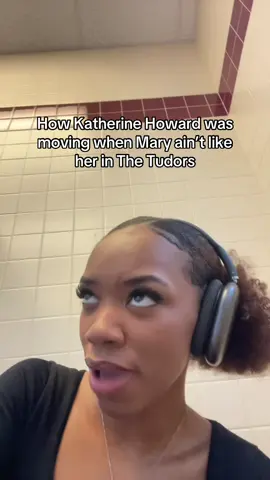 #periodpiece called that girl old then fired TWO of her ladies in waiting all cuz she said, where my lil brother at #thetudors #fypシ #historicalshow #foryoupage 